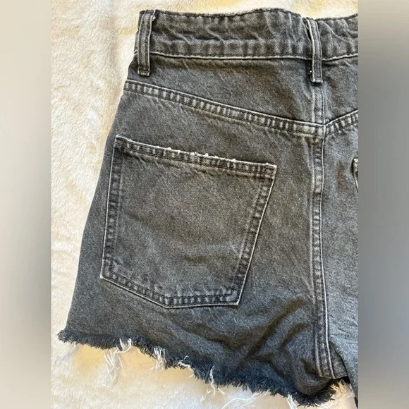 Zara shorts - Picture 4 of 7